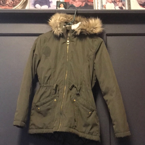 Label of Graded Goods - Olive Green Coat - Picture 1 of 3